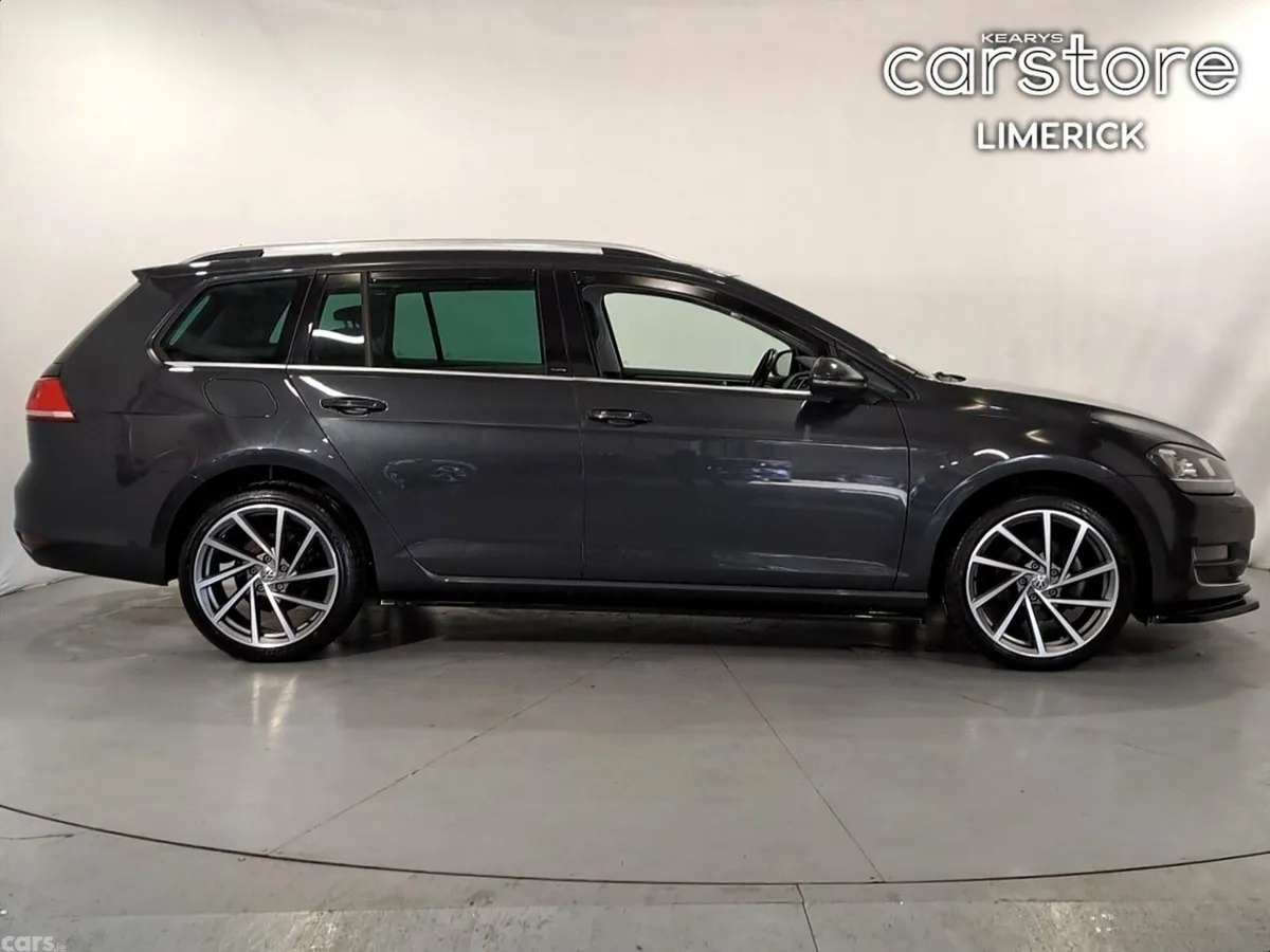Volkswagen Golf Estate, Petrol, 2016, Grey