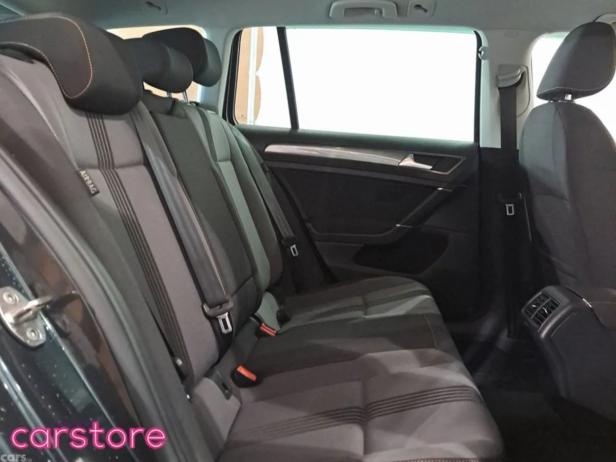 Volkswagen Golf Estate, Petrol, 2016, Grey