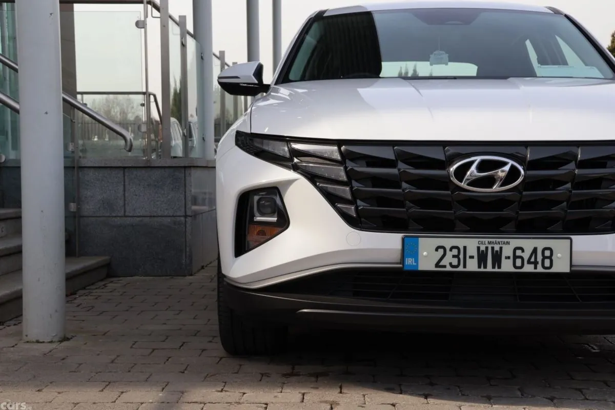 Hyundai Tucson SUV, Petrol Plug-in Hybrid, 2023, White