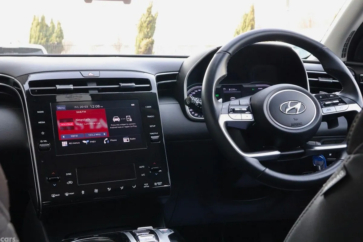Hyundai Tucson SUV, Petrol Plug-in Hybrid, 2023, White