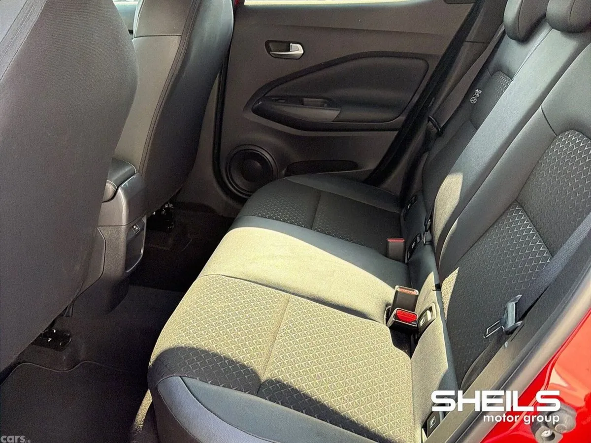 Nissan Juke SUV, Petrol Hybrid, 2023, Orange