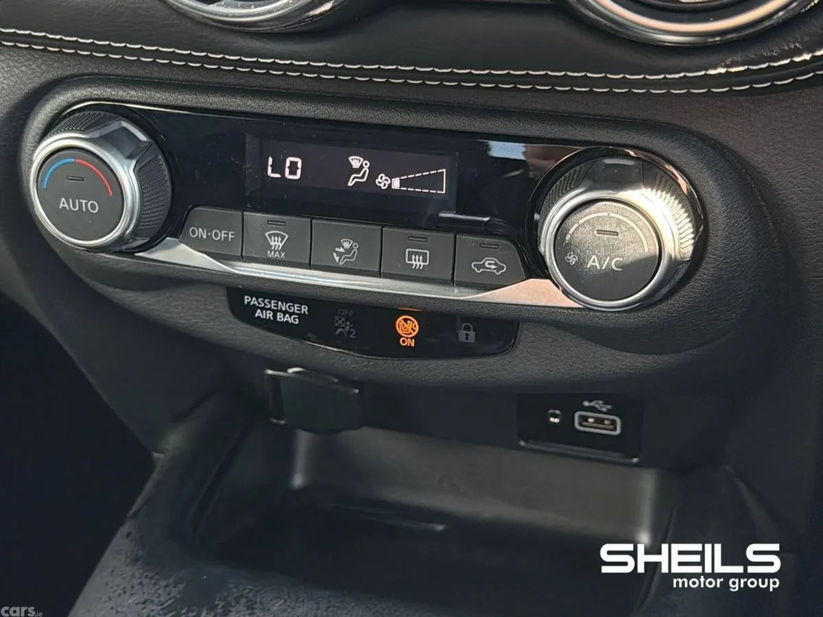 Nissan Juke SUV, Petrol Hybrid, 2023, Orange