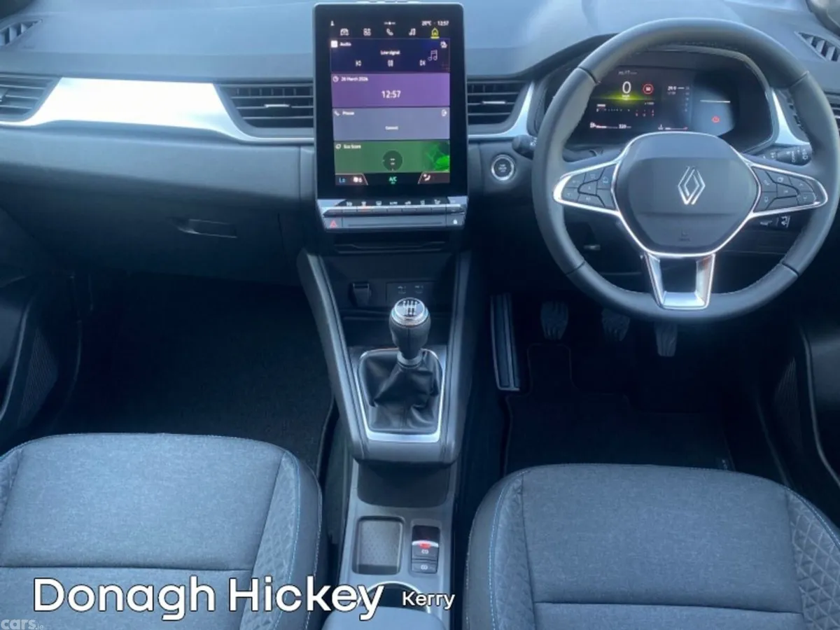 Renault Captur SUV, Petrol, 2026, Grey