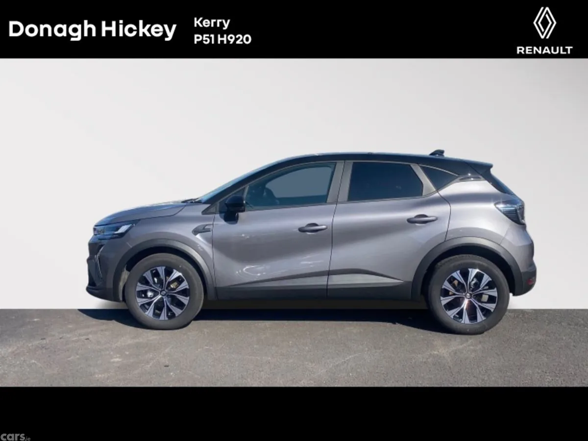 Renault Captur SUV, Petrol, 2026, Grey