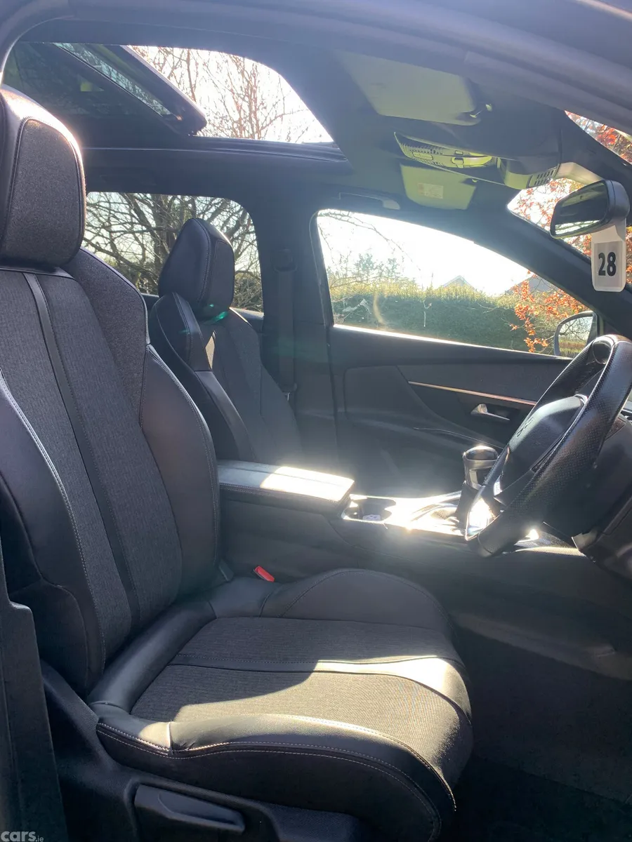 Peugeot 3008 MPV, Diesel, 2019, Grey