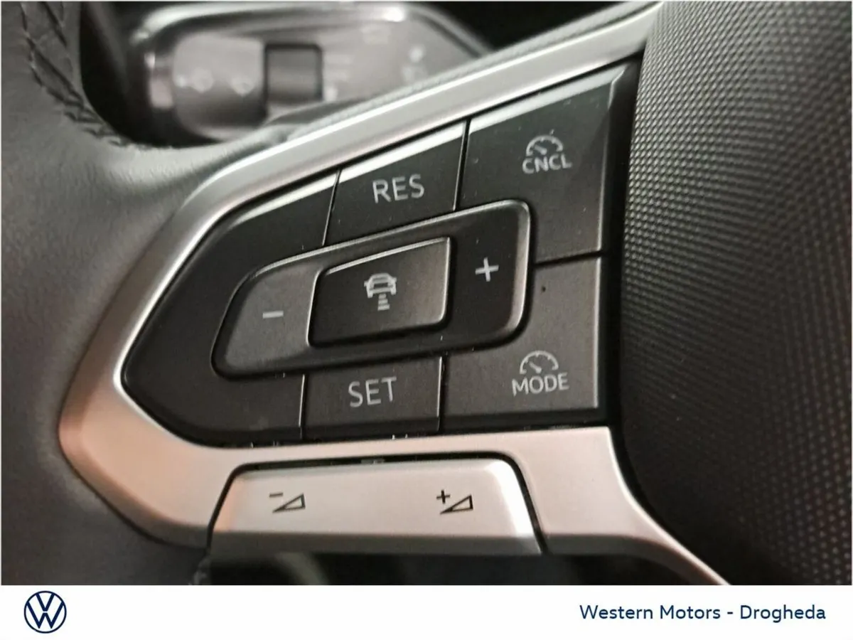 Volkswagen T-Roc SUV, Petrol, 2026, Blue