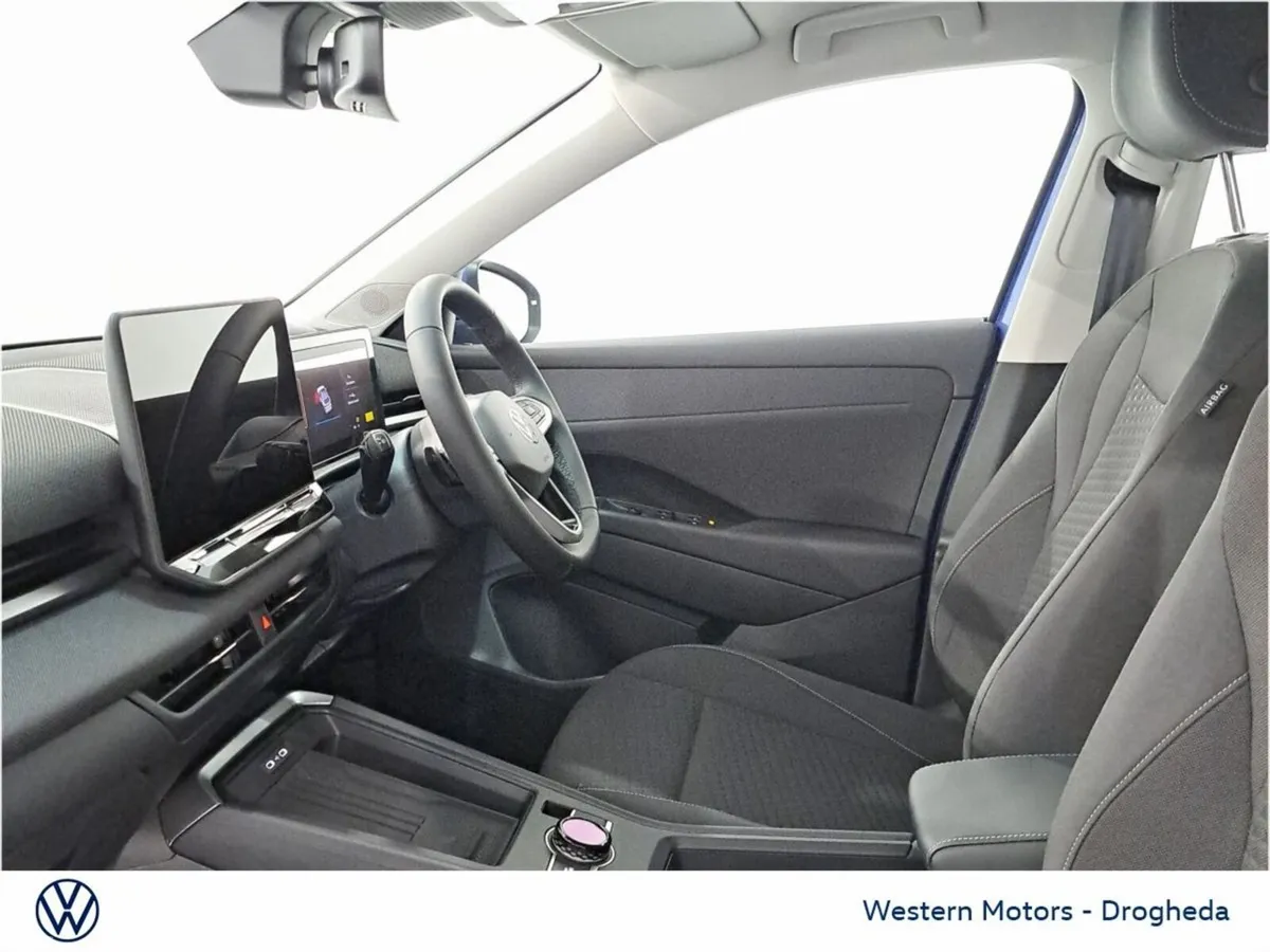 Volkswagen T-Roc SUV, Petrol, 2026, Blue