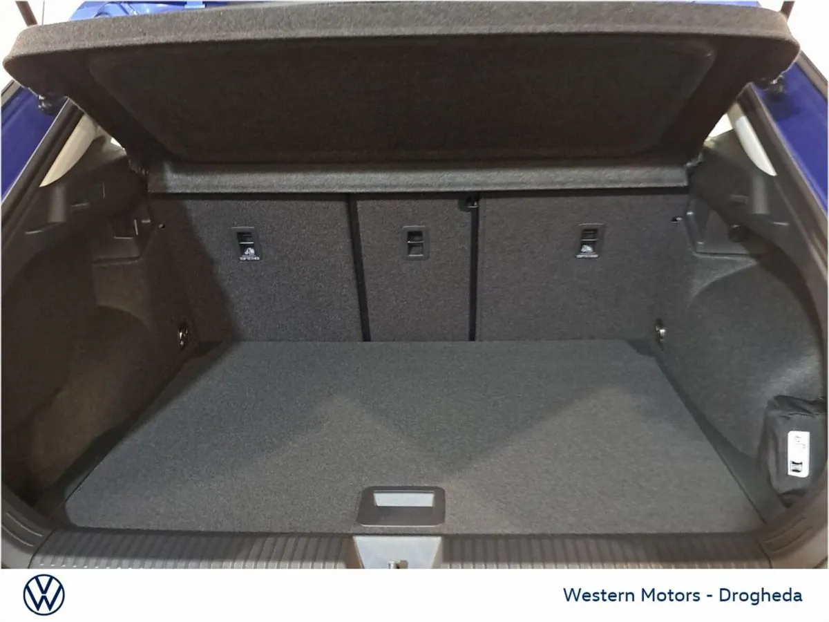 Volkswagen T-Roc SUV, Petrol, 2026, Blue