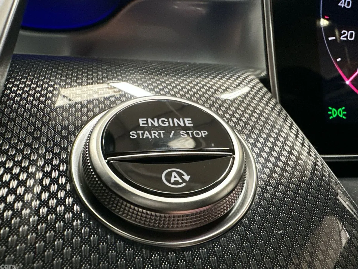 Mercedes-Benz GLC SUV, Diesel Hybrid, 2026, Green
