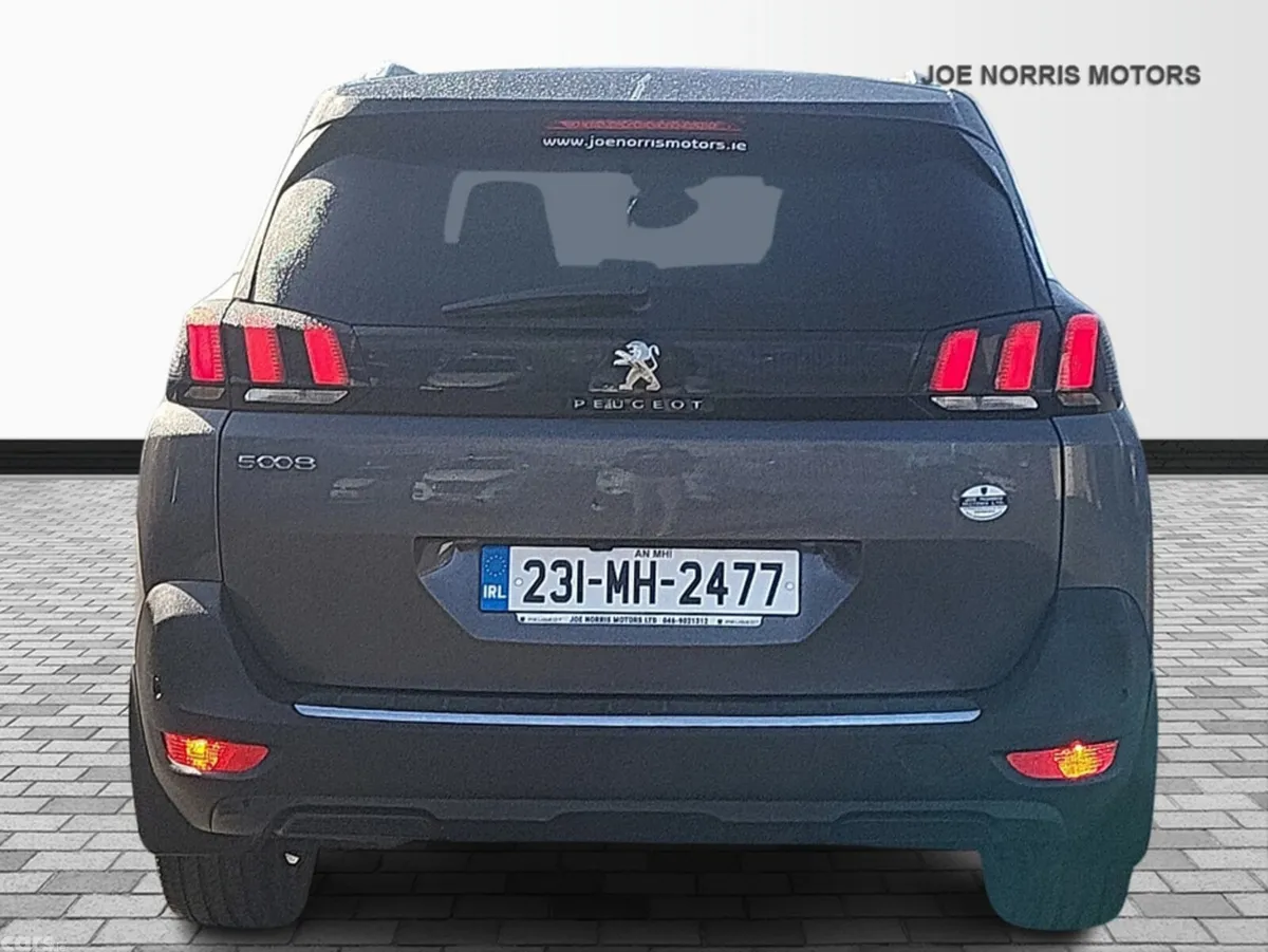 Peugeot 5008 SUV, Diesel, 2023, Grey