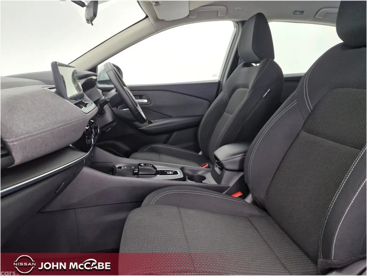 Nissan Qashqai MPV, Petrol Hybrid, 2025, Grey