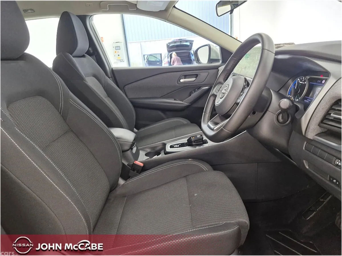 Nissan Qashqai MPV, Petrol Hybrid, 2025, Grey