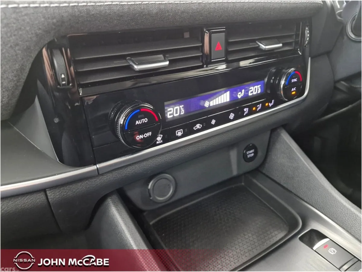 Nissan Qashqai MPV, Petrol Hybrid, 2025, Grey