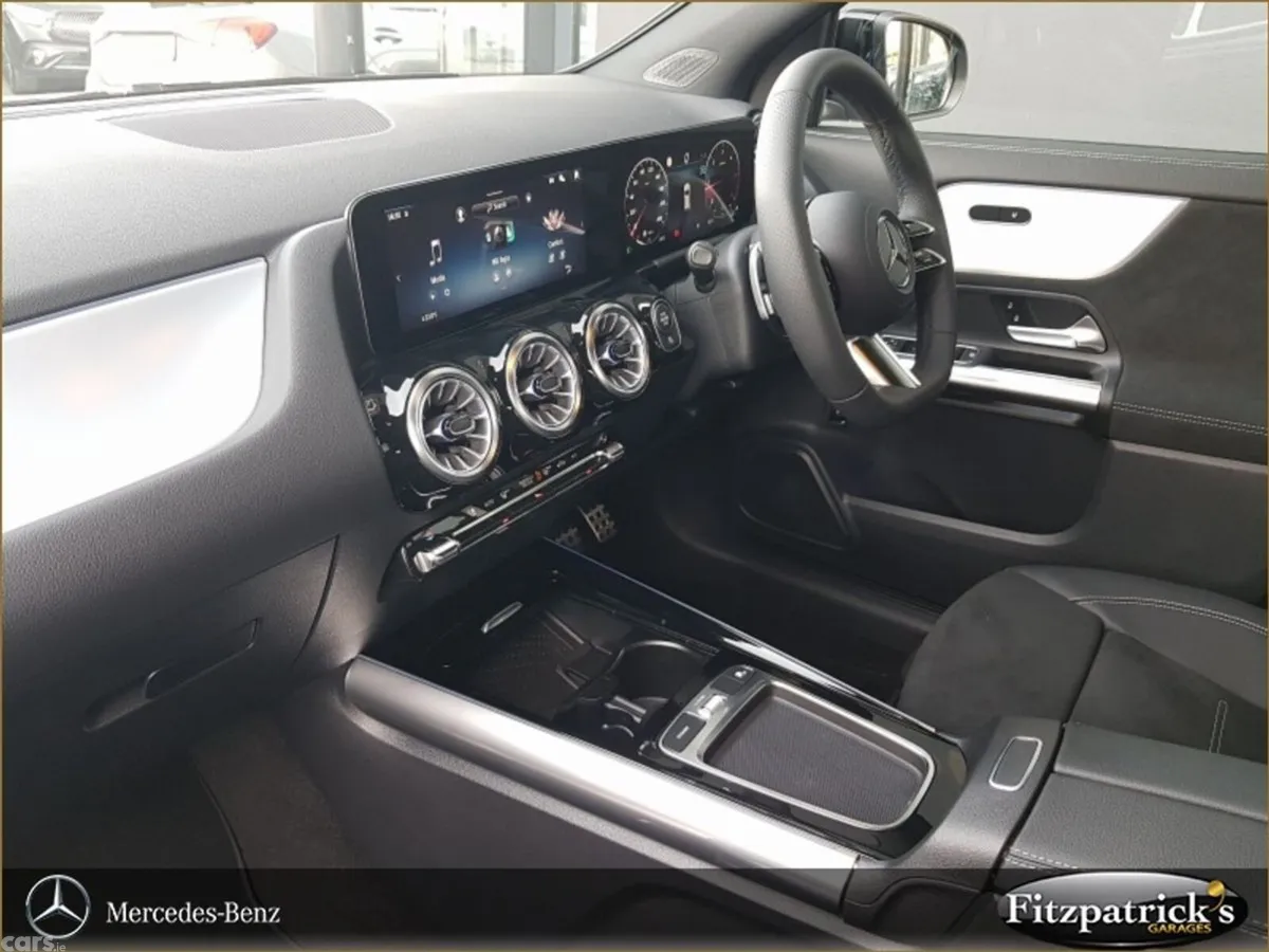 Mercedes-Benz GLA SUV, Diesel, 2026, Grey