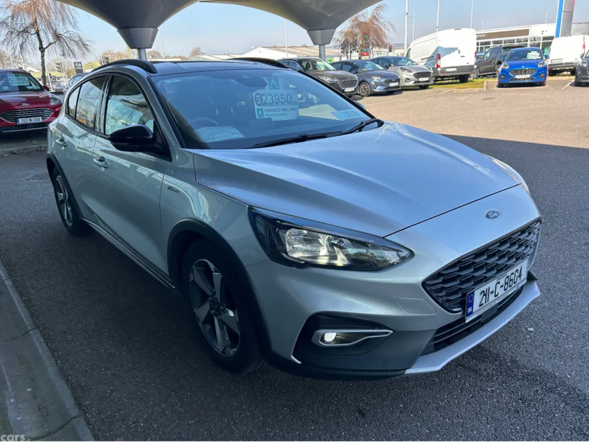 Ford Focus Hatchback, Petrol, 2021, Grey