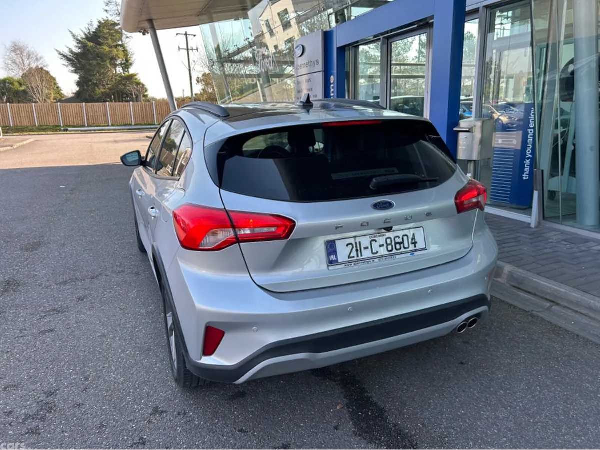 Ford Focus Hatchback, Petrol, 2021, Grey