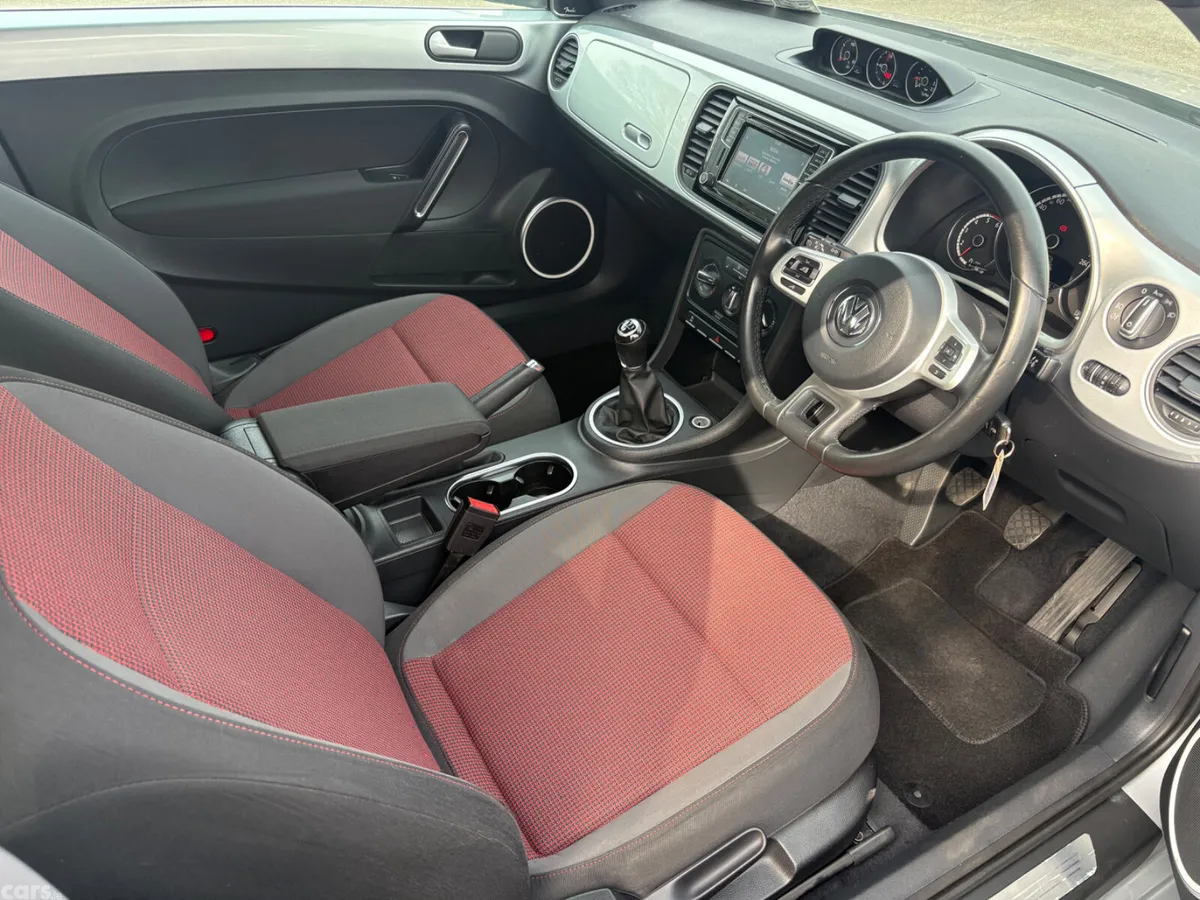 Volkswagen Beetle Hatchback, Diesel, 2016, Silver