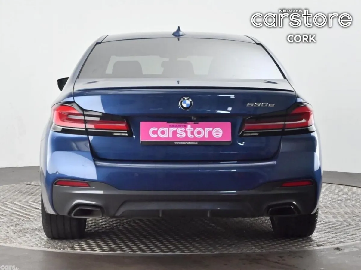 BMW 5-Series Saloon, Petrol Plug-in Hybrid, 2021, Blue