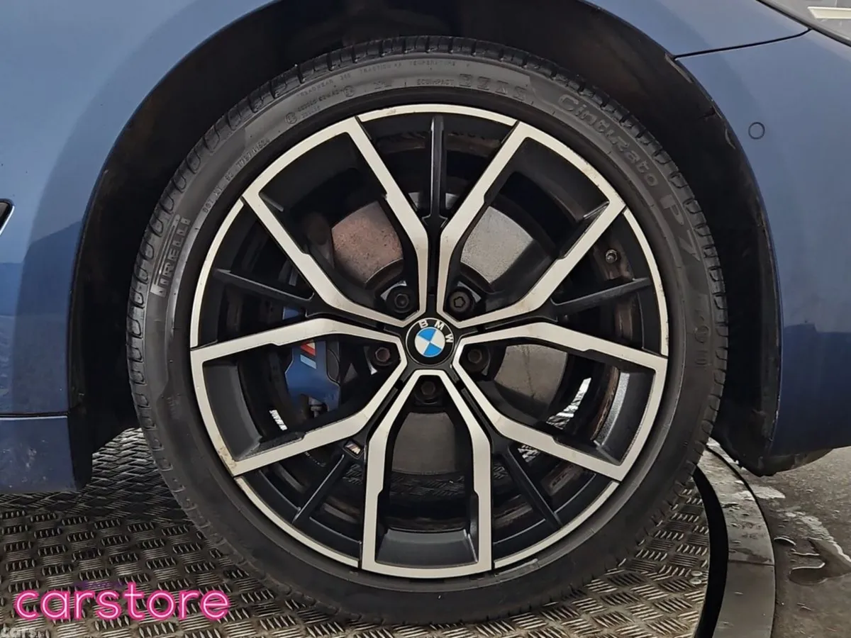 BMW 5-Series Saloon, Petrol Plug-in Hybrid, 2021, Blue