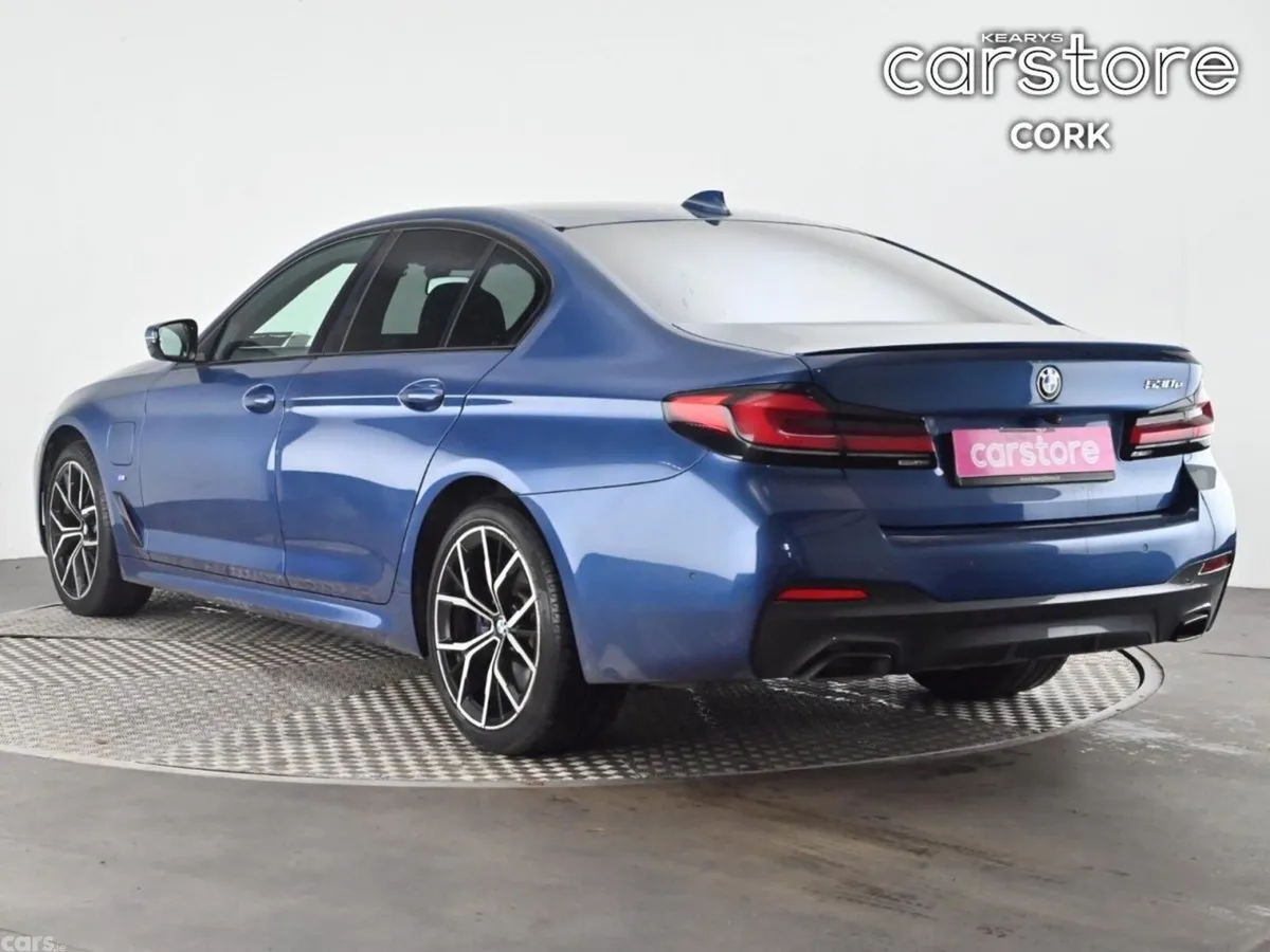 BMW 5-Series Saloon, Petrol Plug-in Hybrid, 2021, Blue
