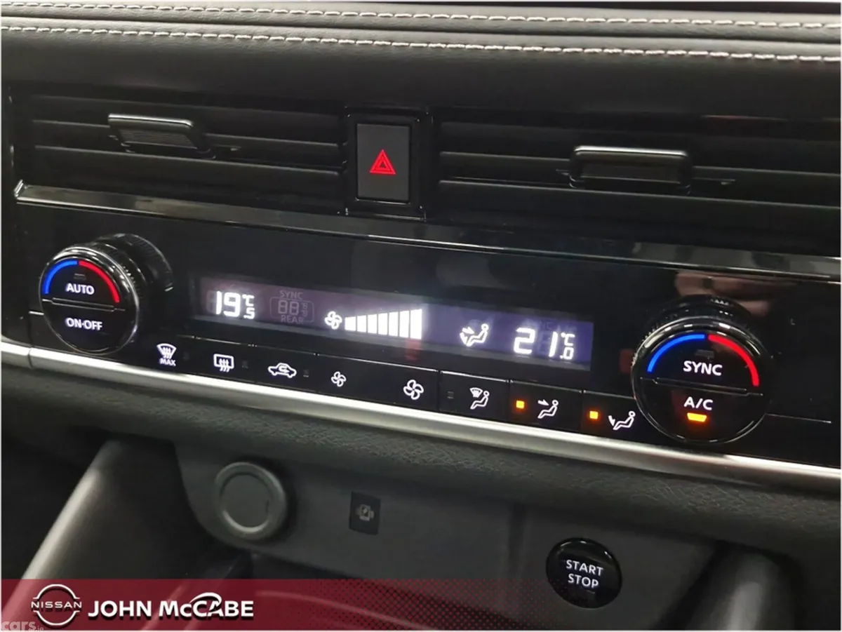 Nissan Qashqai MPV, Petrol Hybrid, 2025, Black
