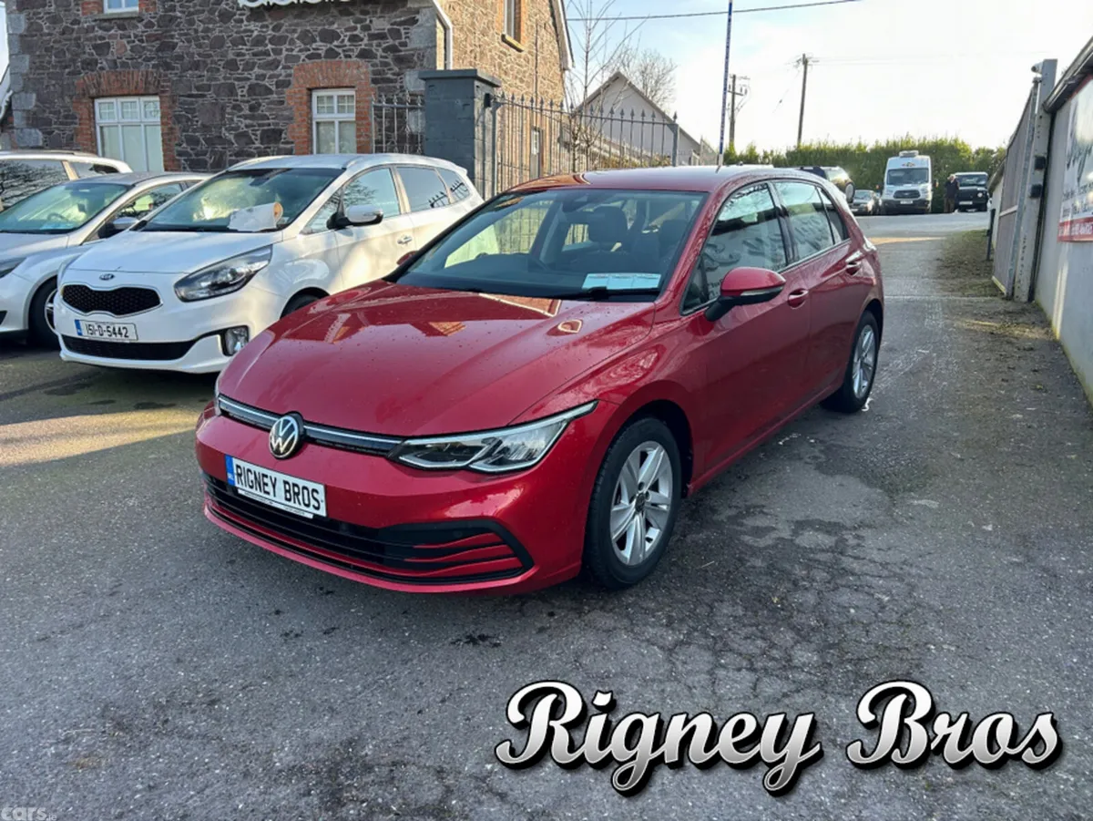 Volkswagen Golf Hatchback, Petrol, 2022, Red