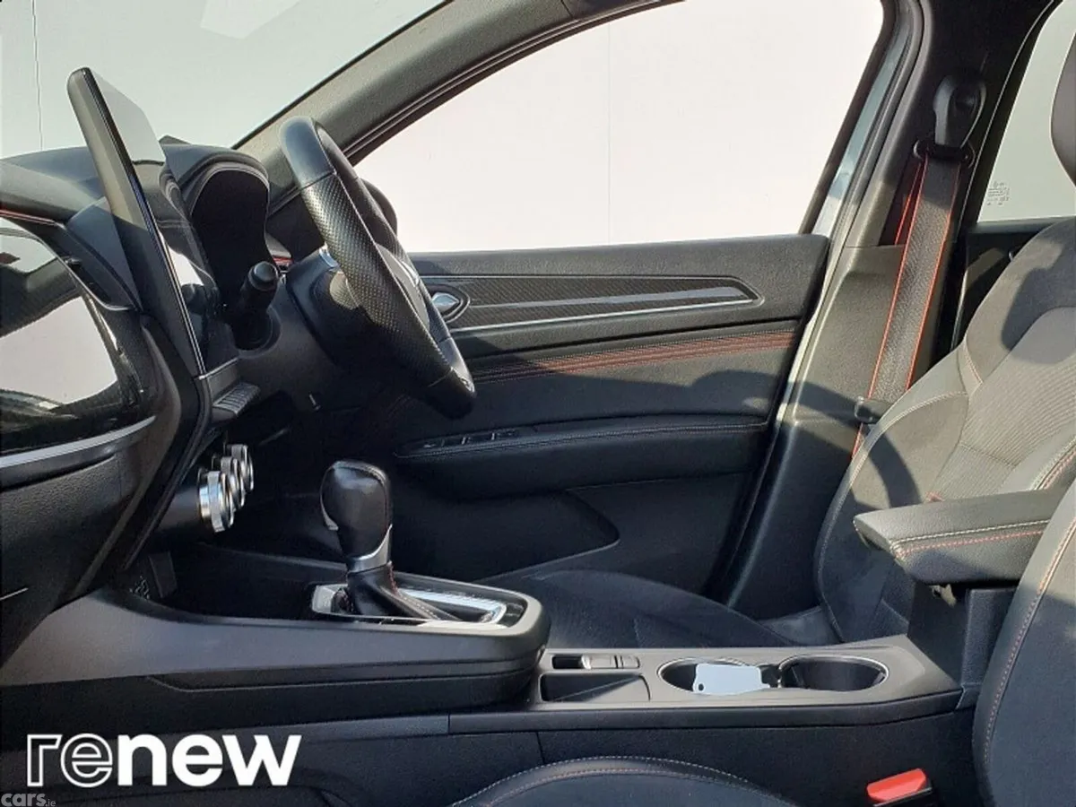 Renault Arkana Hatchback, Petrol, 2022, Grey