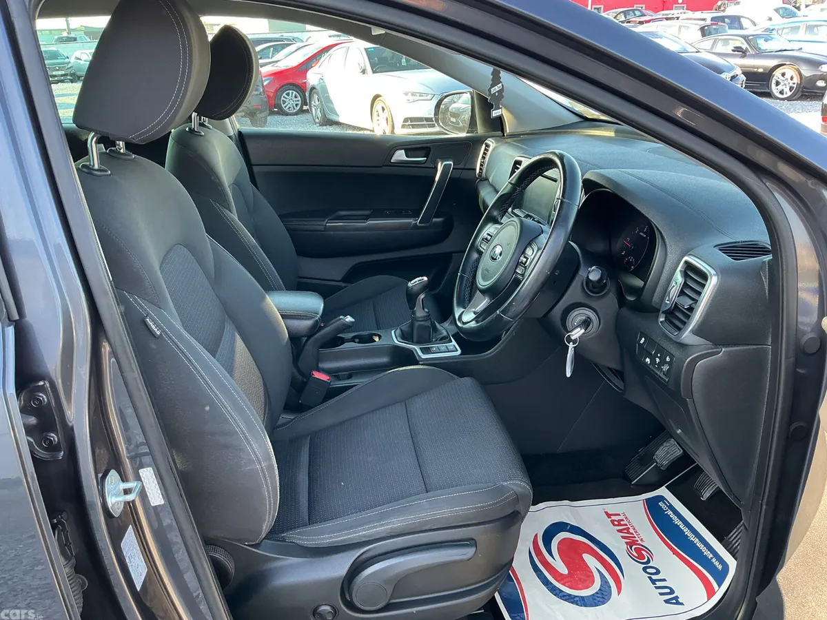 Kia Sportage SUV, Diesel, 2016, Silver