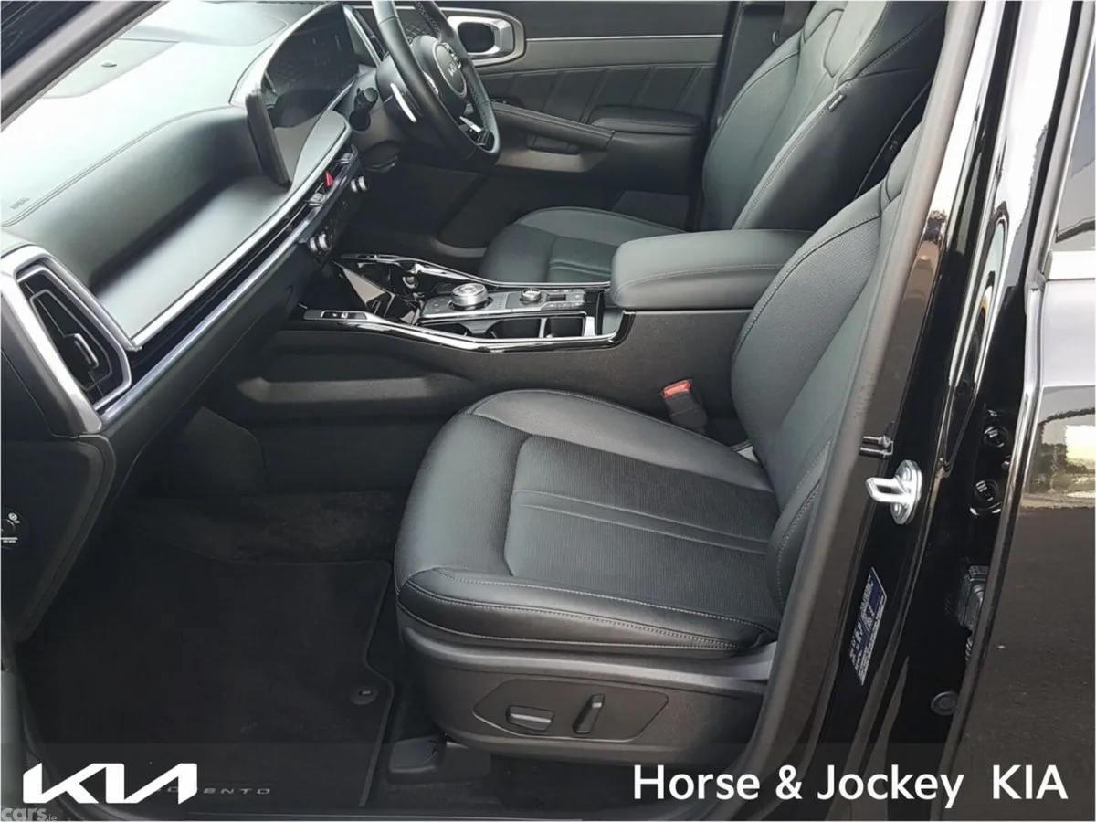 Kia Sorento SUV, Petrol Plug-in Hybrid, 2025, Black