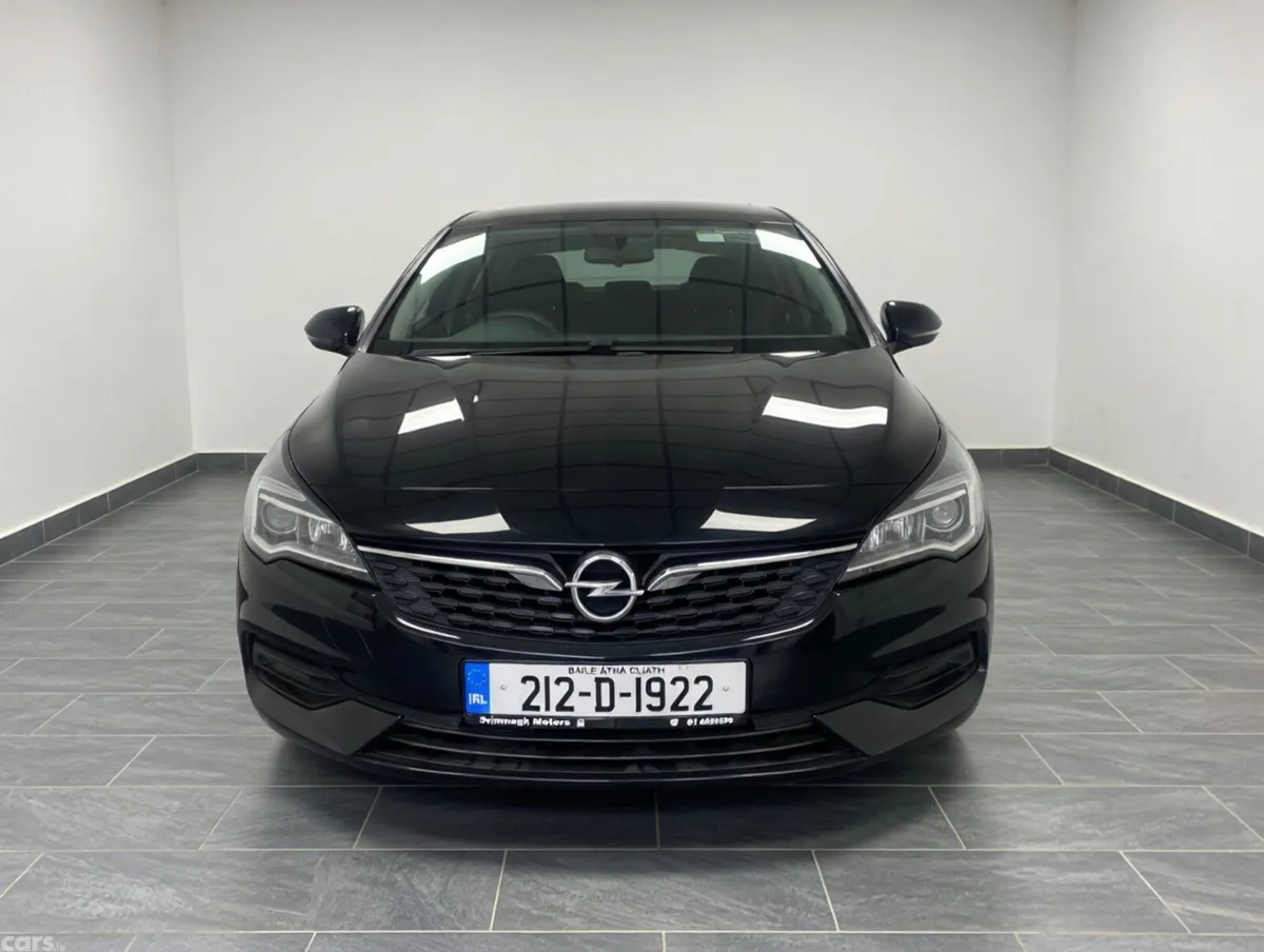 Opel Astra Hatchback, Diesel, 2021, Black
