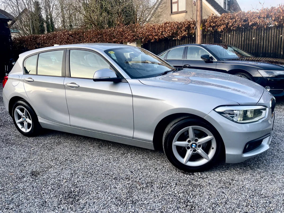 BMW 1-Series Estate/Jeep, Diesel, 2019, Grey