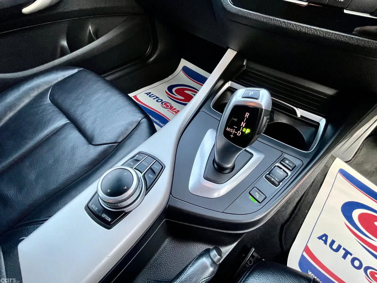 BMW 1-Series Estate/Jeep, Diesel, 2019, Grey