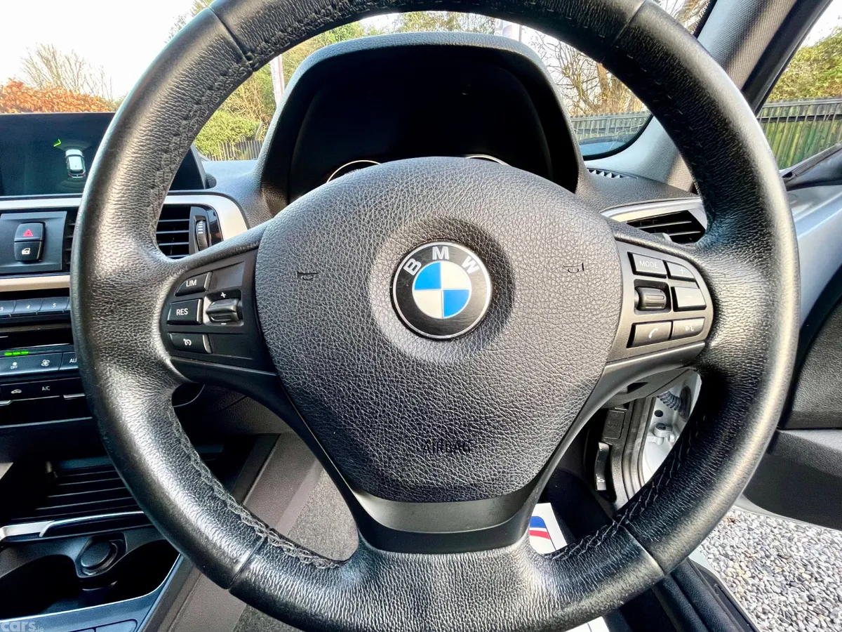 BMW 1-Series Estate/Jeep, Diesel, 2019, Grey