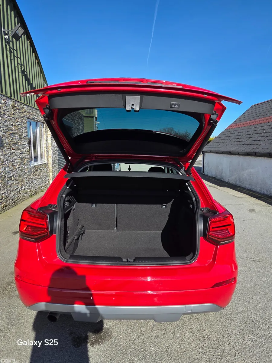 Audi Q2 SUV, Petrol, 2017, Red