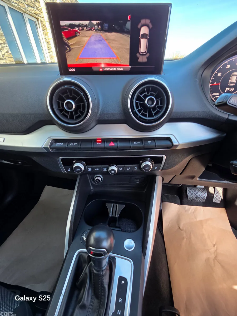 Audi Q2 SUV, Petrol, 2017, Red