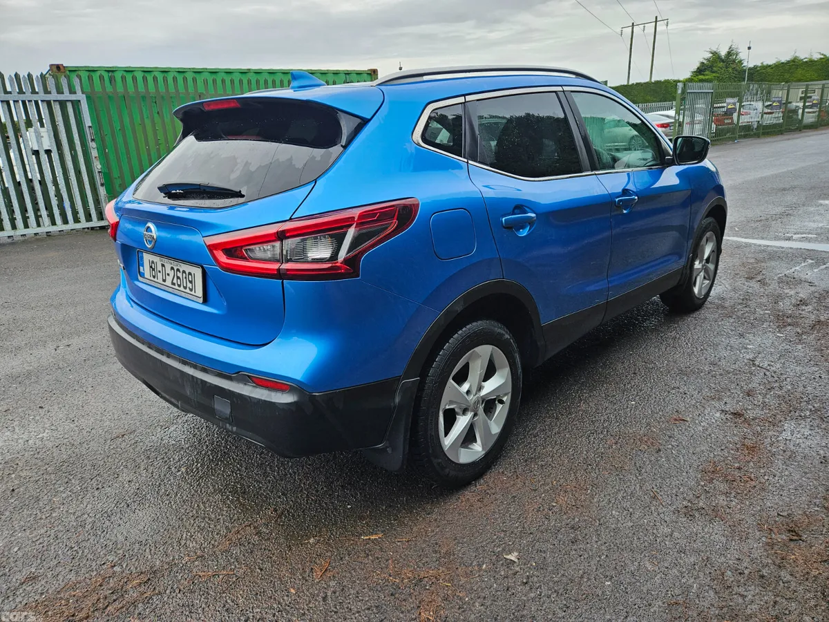 Nissan Qashqai MPV, Petrol, 2018, Blue