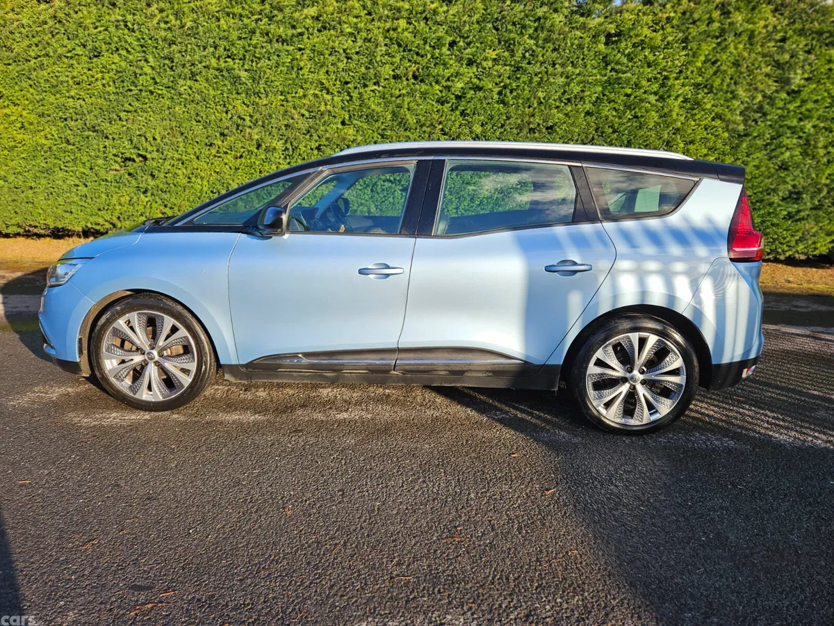 Renault Grand Scenic MPV, Diesel, 2017, Blue