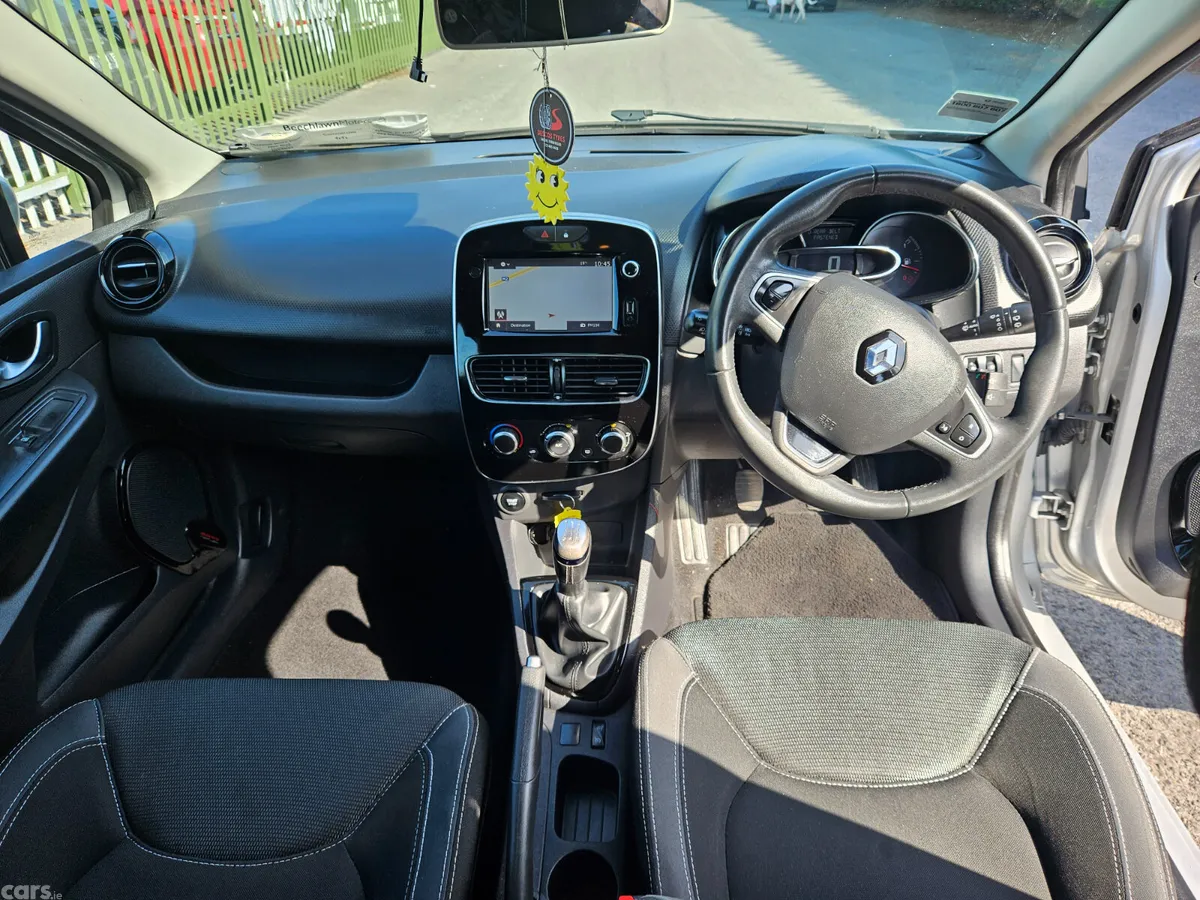 Renault Clio Hatchback, Petrol, 2017, Grey
