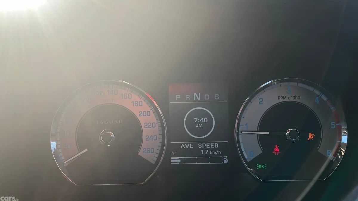 Jaguar XF Saloon, Diesel, 2010, Gold