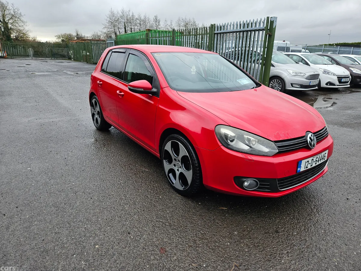 Volkswagen Golf Hatchback, Petrol, 2012, Red