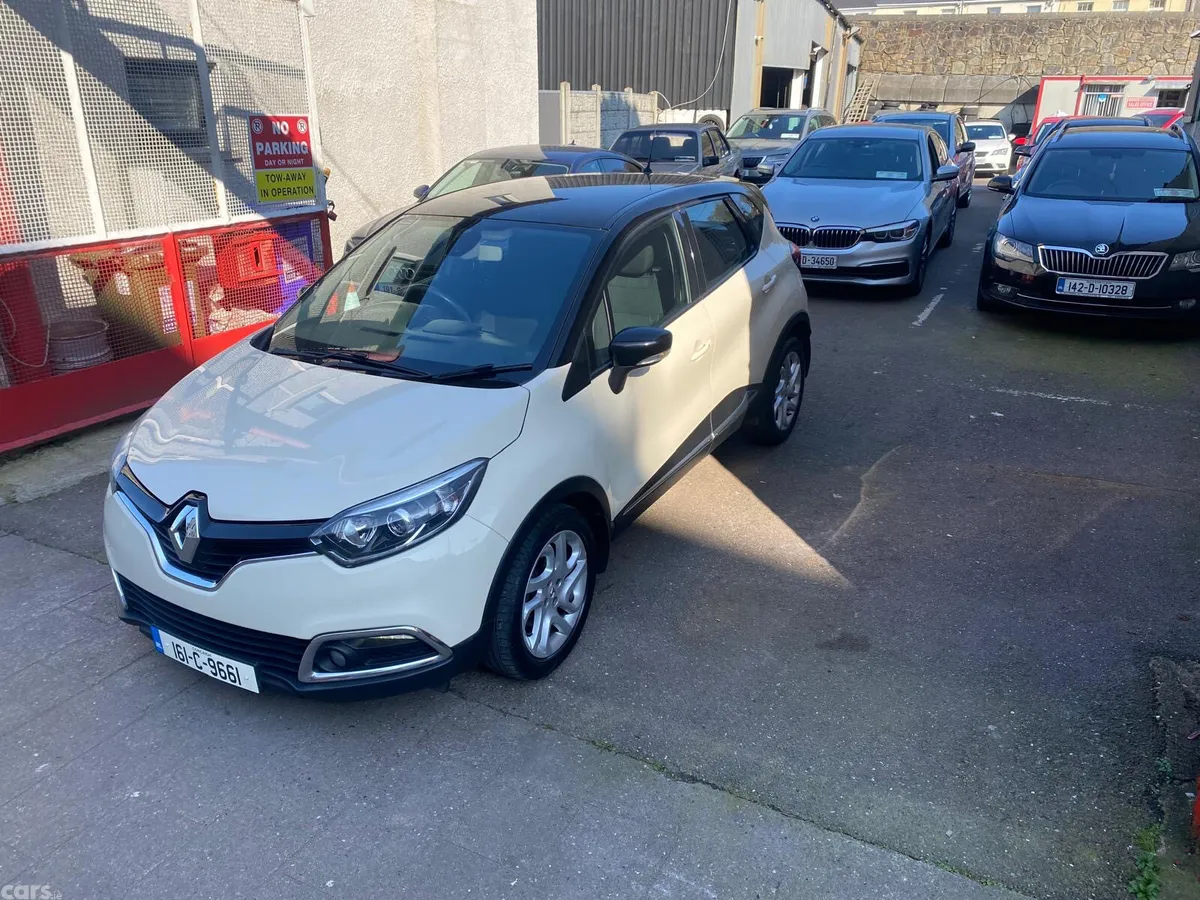 Renault Captur Hatchback, Diesel, 2016, White