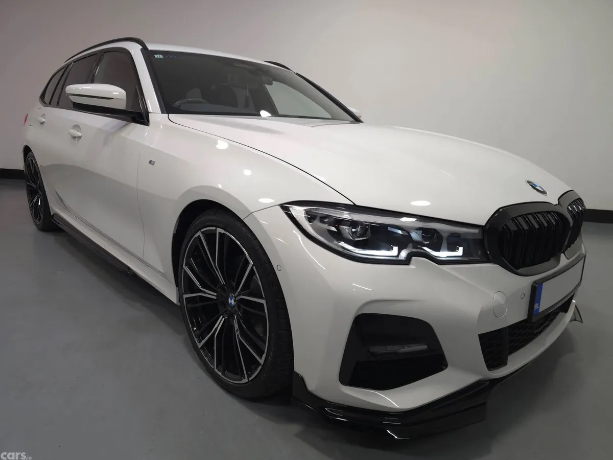 BMW 3-Series Estate, Diesel, 2019, White