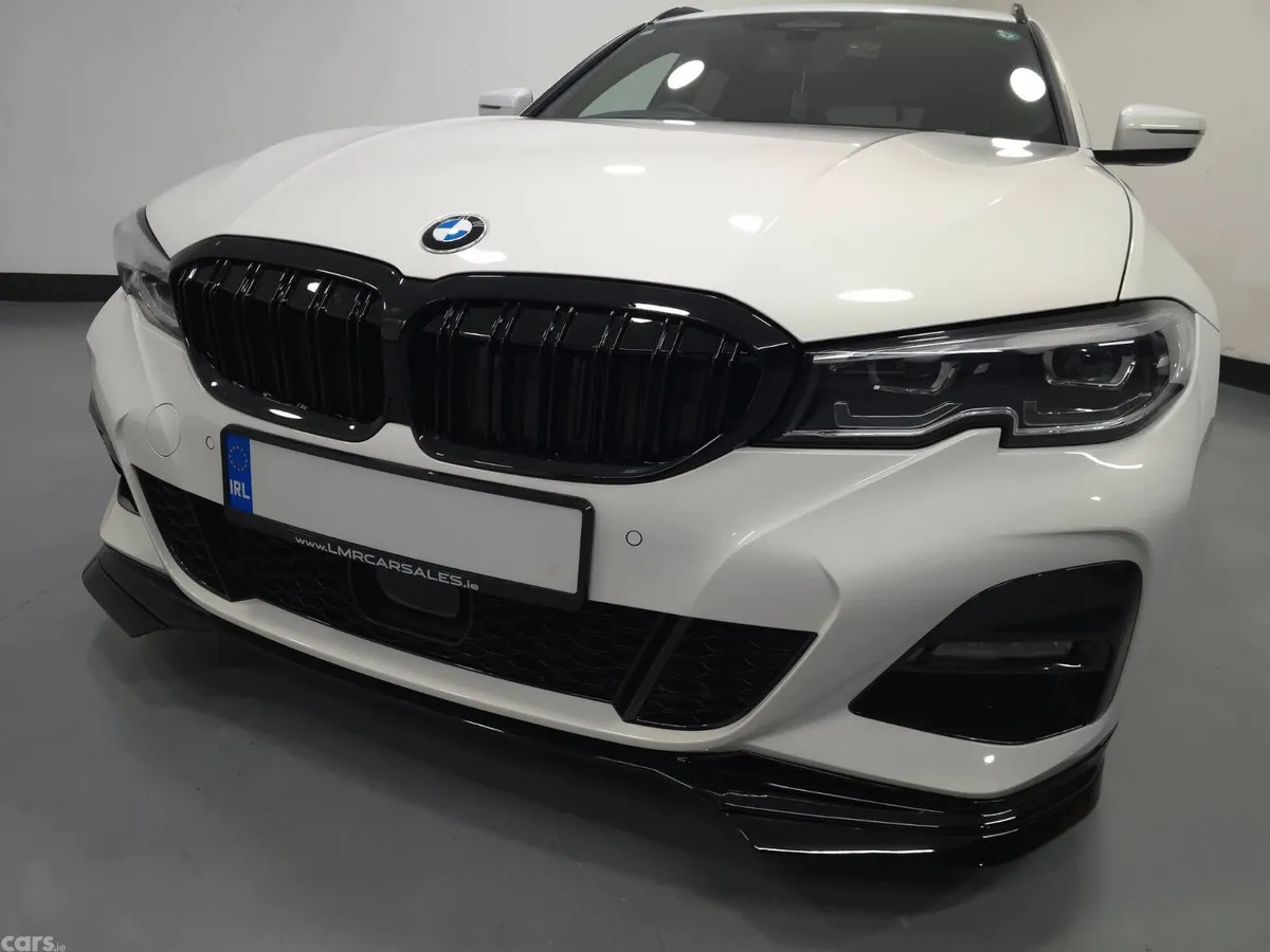 BMW 3-Series Estate, Diesel, 2019, White