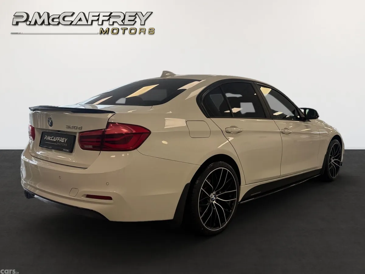 BMW 3-Series Saloon, Diesel, 2017, White