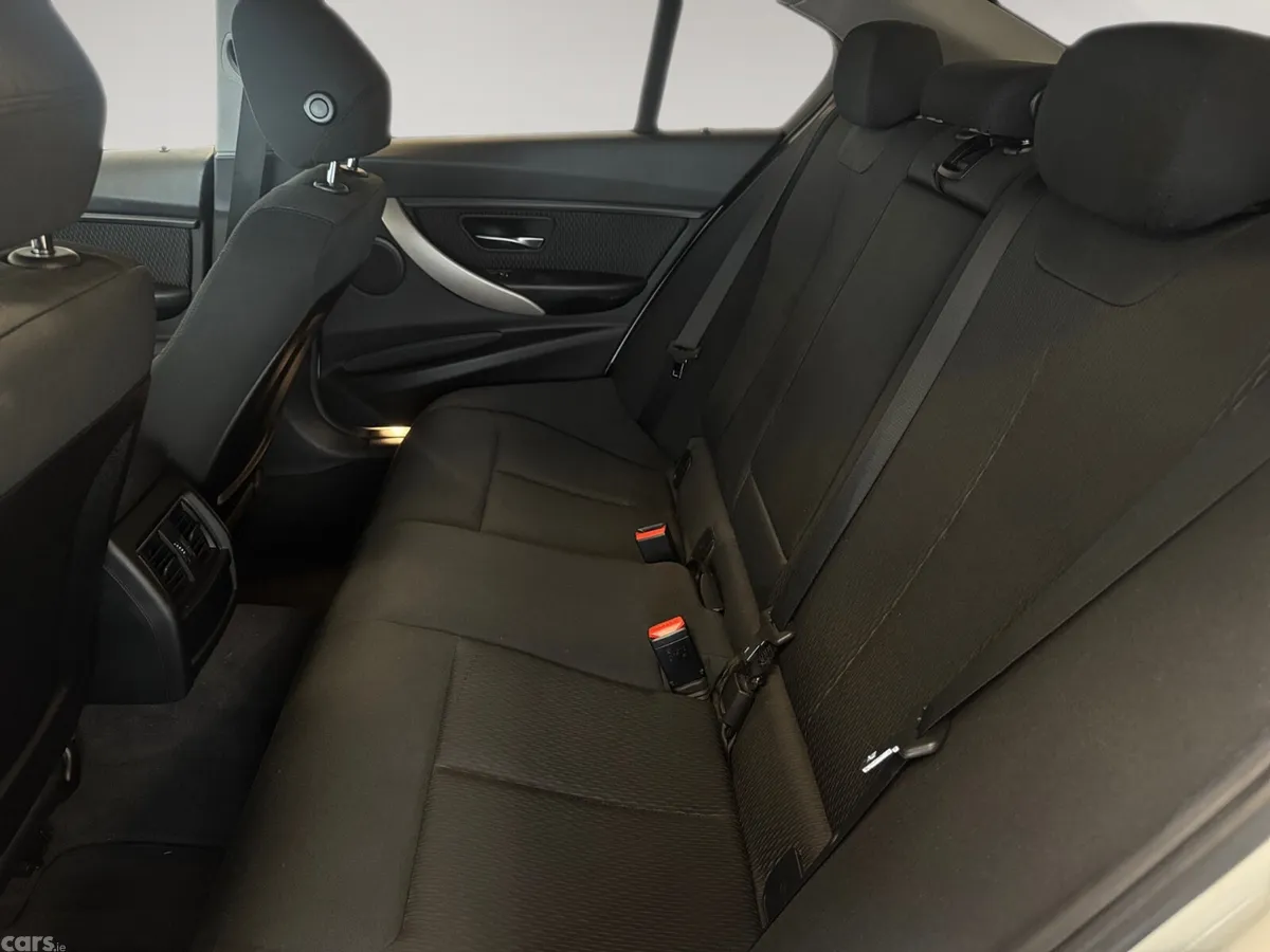 BMW 3-Series Saloon, Diesel, 2017, White