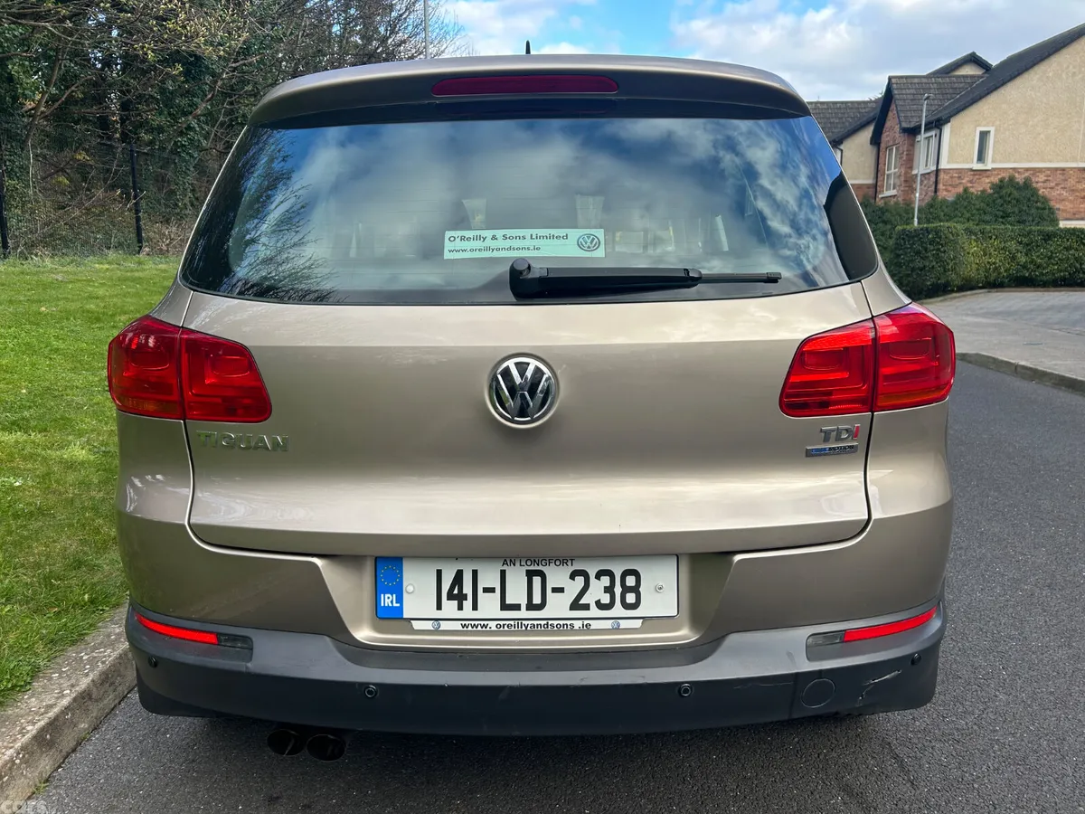 Volkswagen Tiguan SUV, Diesel, 2014, Brown