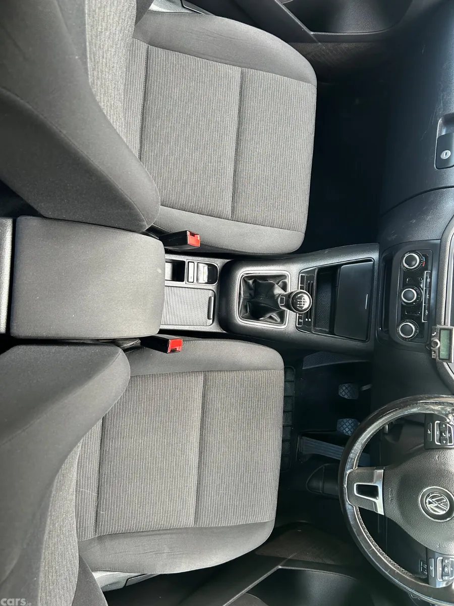 Volkswagen Tiguan SUV, Diesel, 2014, Brown