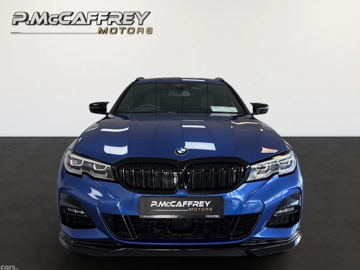 BMW 3-Series Estate, Diesel, 2021, Blue