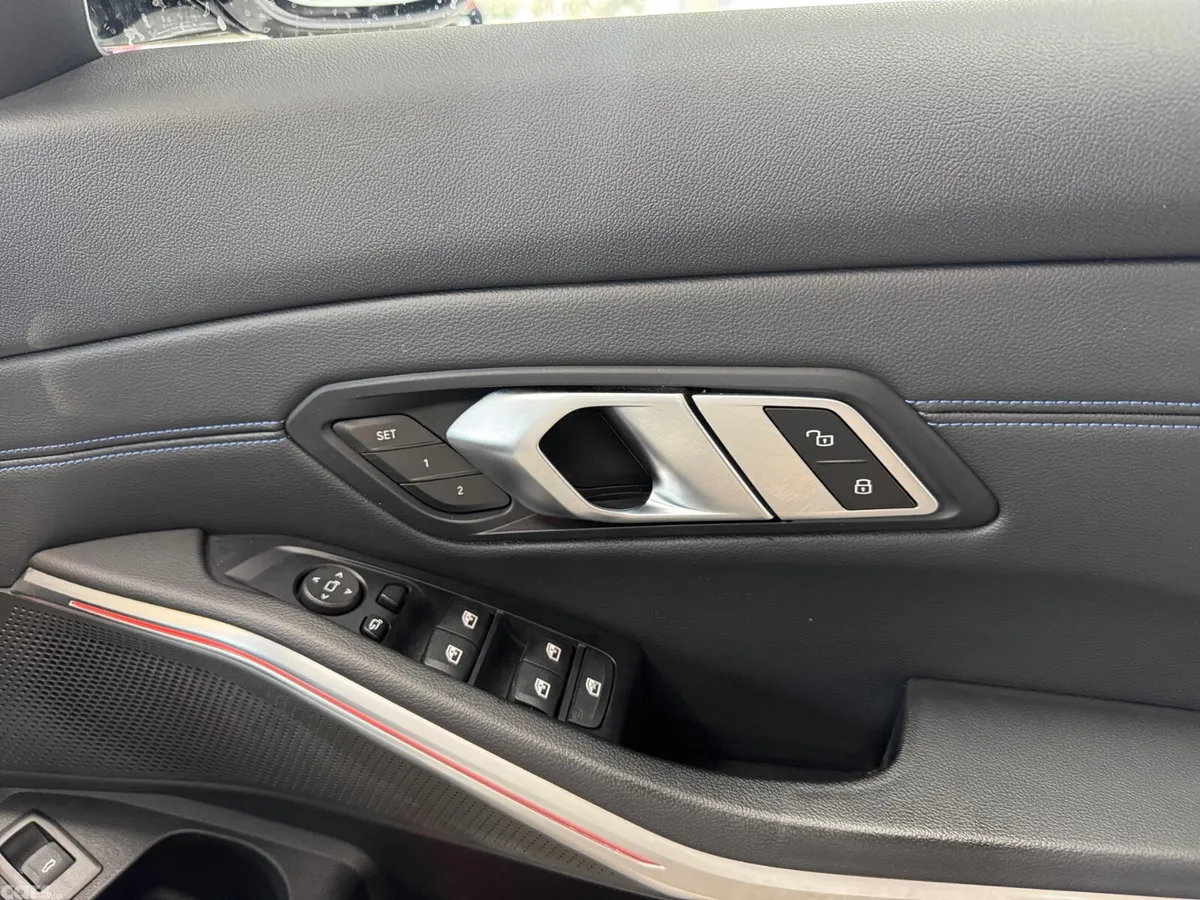 BMW 3-Series Estate, Diesel, 2021, White