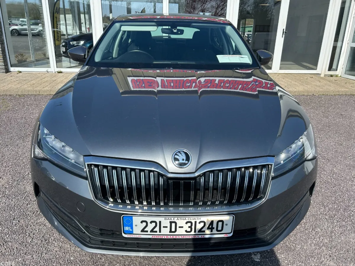 Skoda Superb Hatchback, Diesel, 2022, Grey